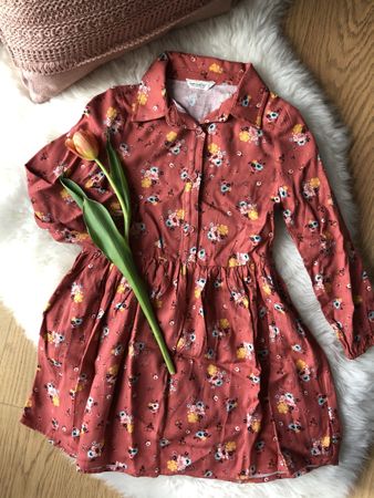 Süsses Mädchenkleid Gr. 116 Blumenmuster *NEU