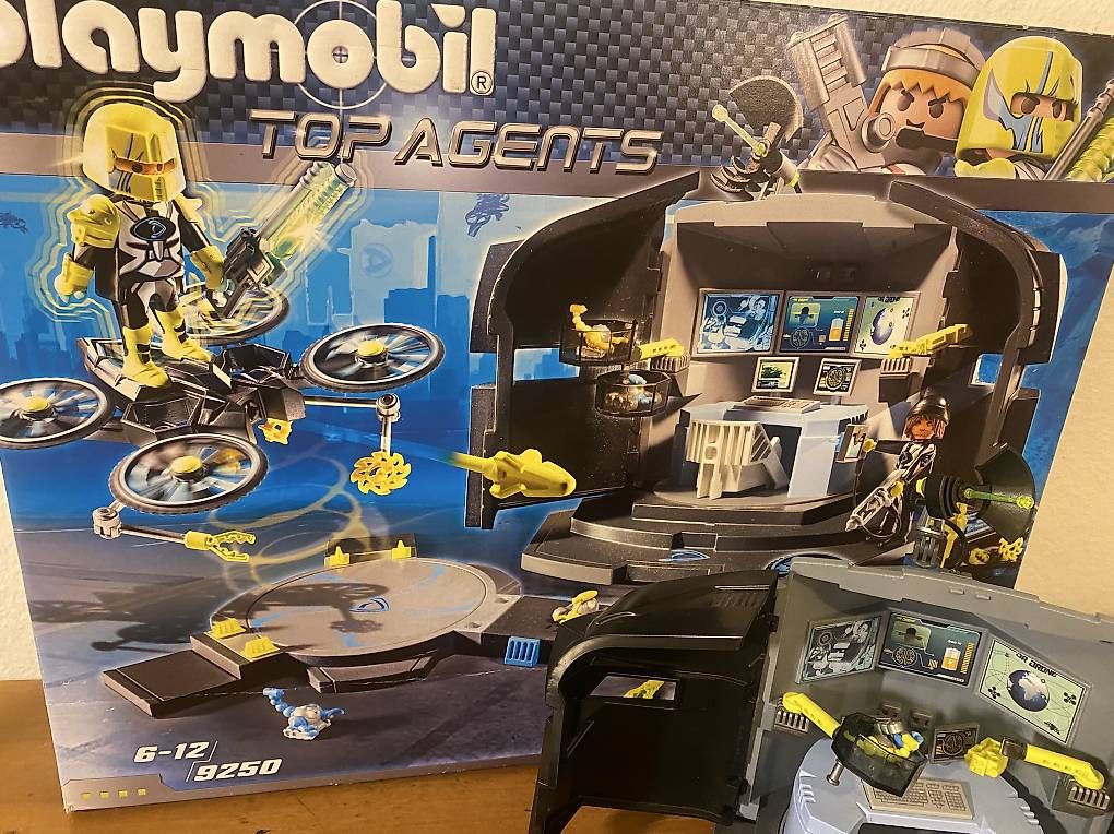 Lego Spielzeuge: Playmobil 9255 Top Agents Dr. Drones Command Center – Gebraucht aus Basel von kitkaethy01 2