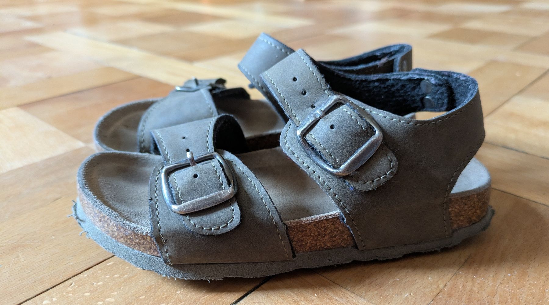 Scarpe per ragazzi: kinder- Sandalen, Gr.28 – Usato da Winterthur venduto da PMeyja03 2