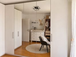 Kleiderschrank