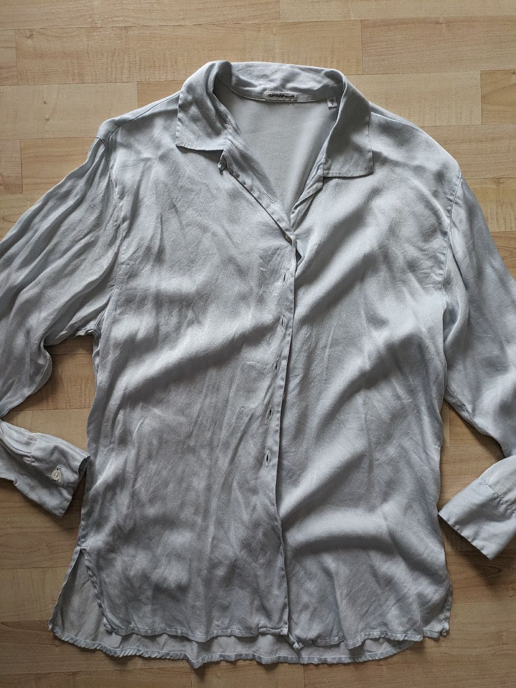 Blusen: Bluse Seide 42 – Gebraucht aus Zürich von siljona