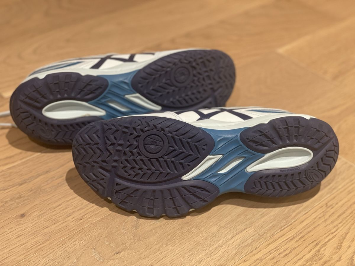 Asics Scarpe da donna: Asics Turnschuhe 40.5 – Nuovo (secondo la descrizione) da Baar venduto da El.bee 3
