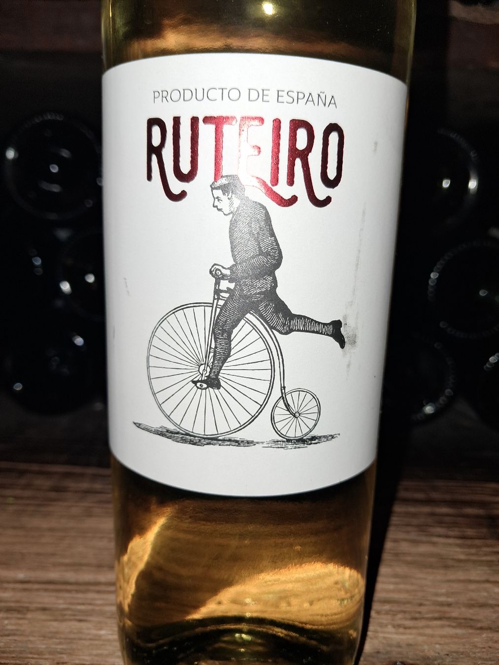Vino: Ruteiro Bodegas Gallegas 2024 – Nuovo e nell'imballaggio originale da Le locle venduto da juliensaran 1
