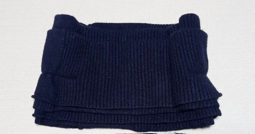 Foulards, Tücher & Schals: Warmer Loop Schal Kragen von Miss Sixty – Neu (gemäss Beschreibung) aus St. Gallen von Hereplaysmusic