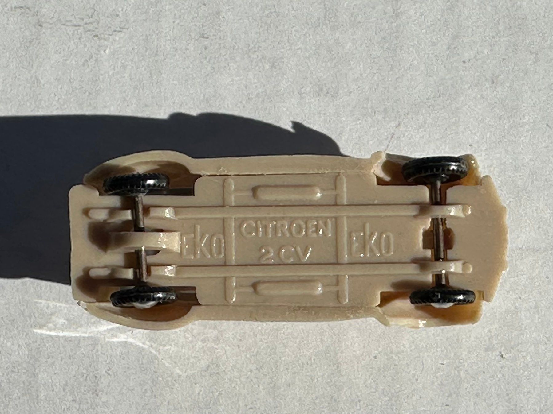 Citroën Modellini d'auto: Citröen  2CV  Döschwo 1:87 – Usato da Adligenswil venduto da e17s15 2