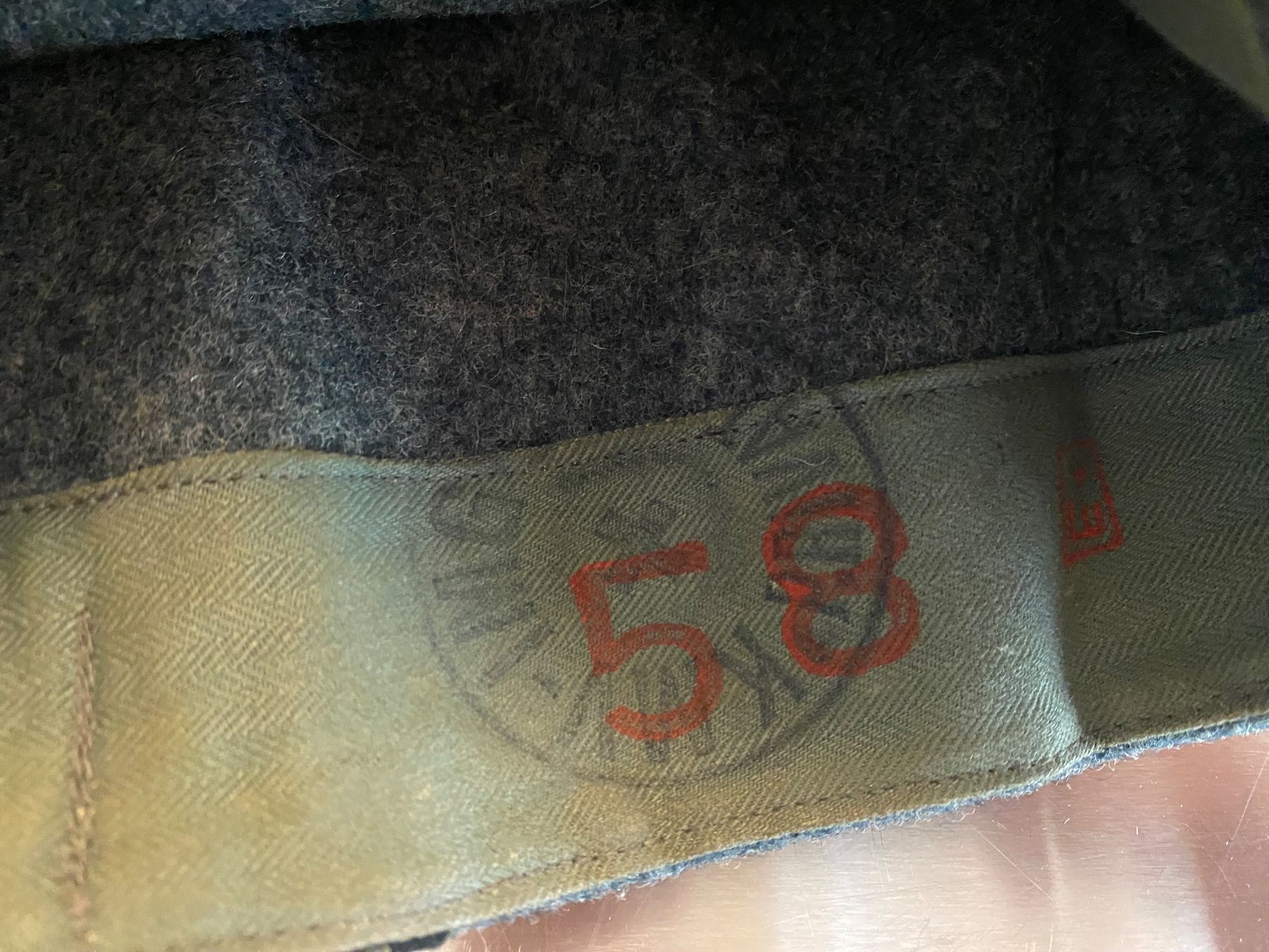 Armée suisse Uniformes: Filzkappe, Schweizer Armee,  Gr. 58 – D'occasion à Winterthur par nor_qtg7 2