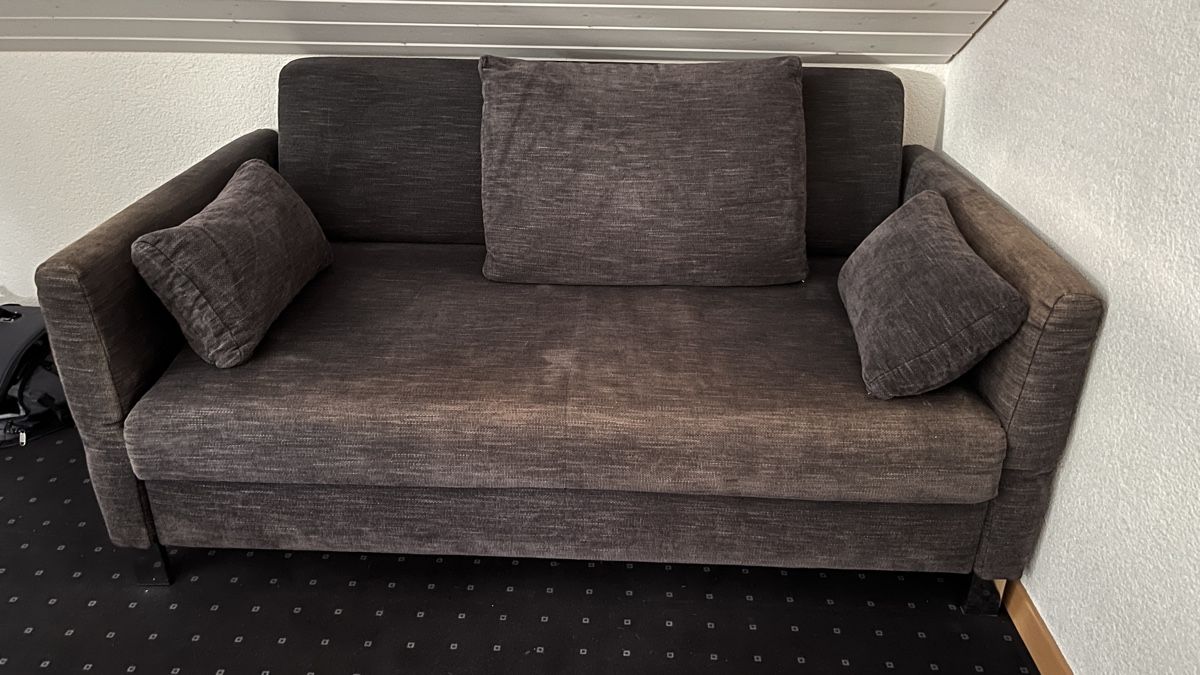 Divani: Sofa mit Bett funktion – Usato da Mümliswil venduto da lok_9hmr