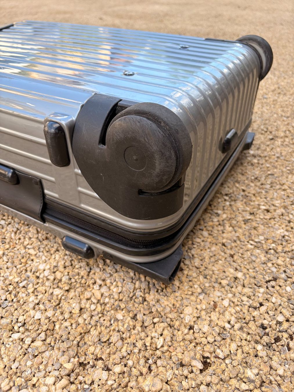 Rimowa Valises de voyage: Rimowa Handgepäckkoffer – D'occasion à Wettingen par .Caro 8