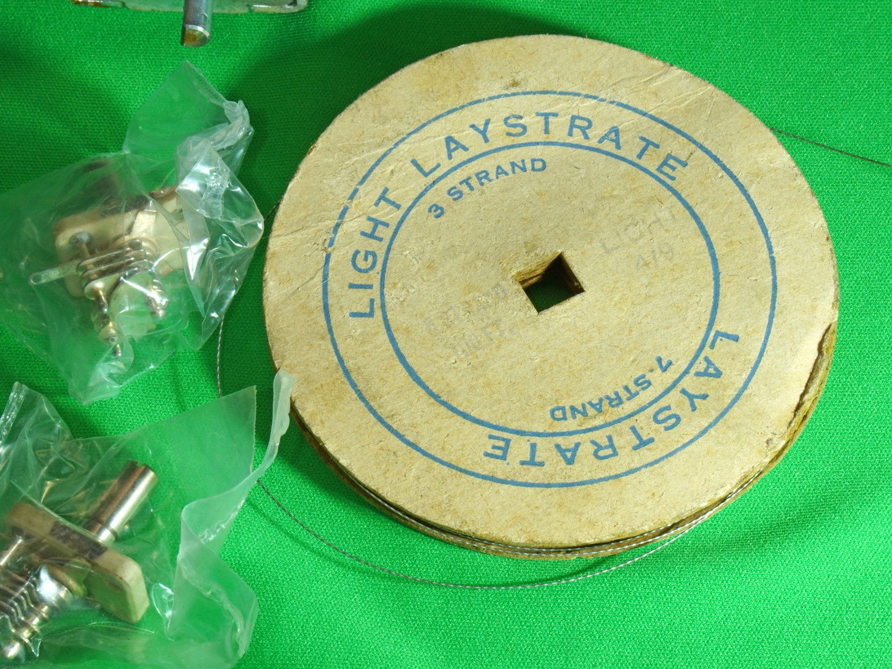 Elektronikbauteile: Drehkondensator und Stahlsaite – Gebraucht aus St. Gallen von fabreto 4