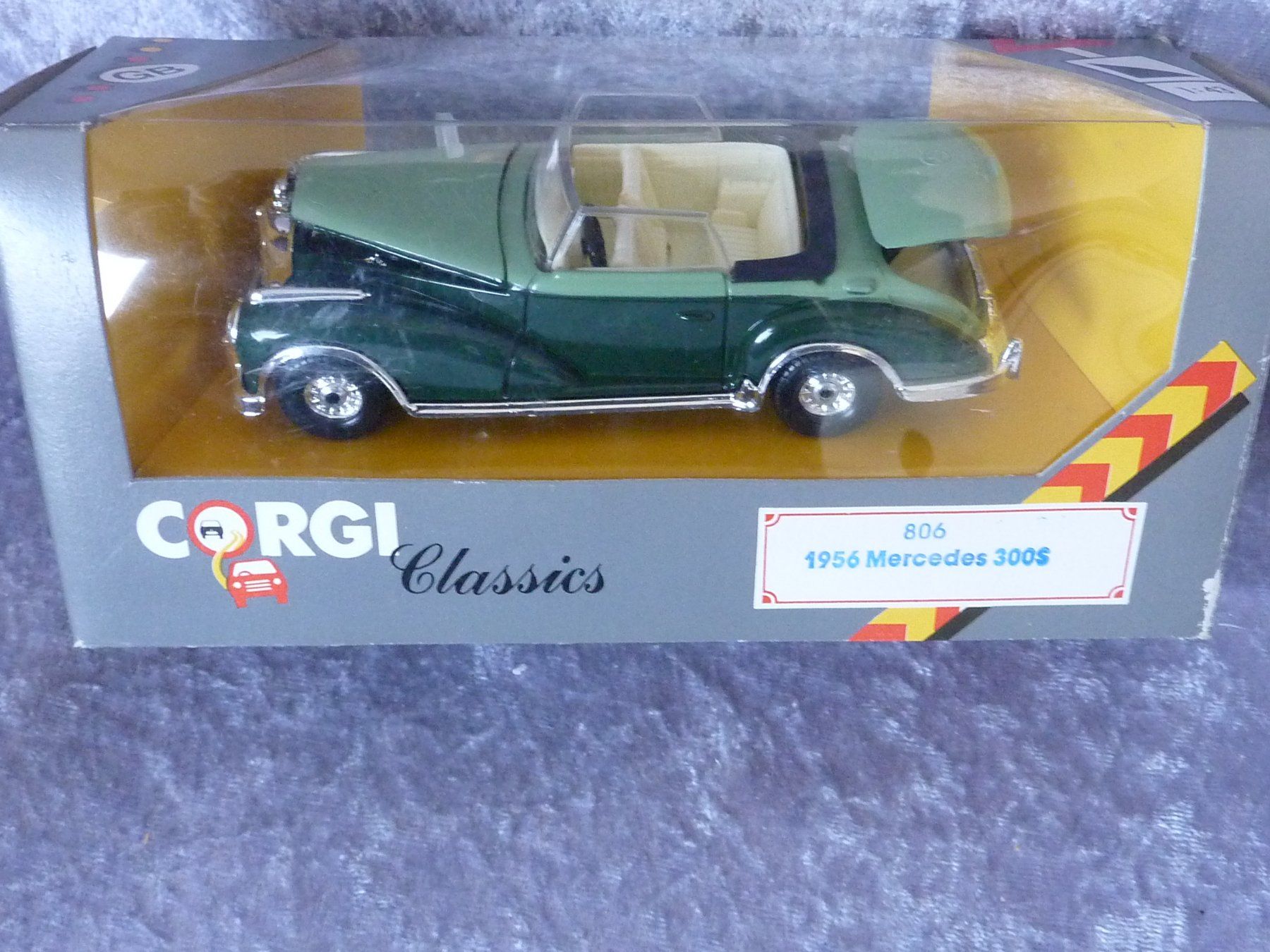 Corgi Toys Modellini d'auto: Mercedes 300S Cabriolet 1956 – Nuovo (secondo la descrizione) da Dürrenäsch venduto da modellautos4you 1