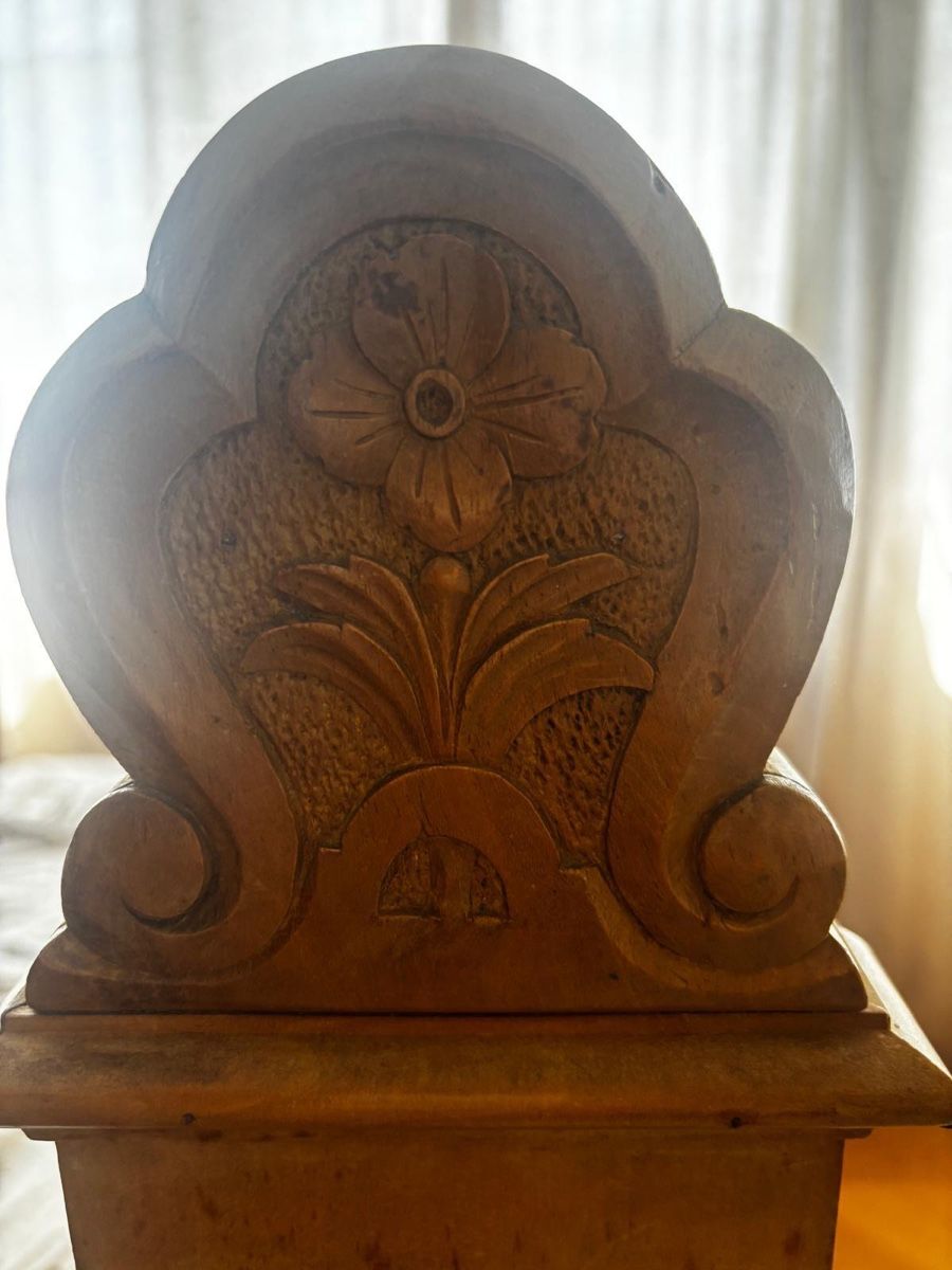 Lits: Pretty Wood Antique Bed Frame  – D'occasion à Speicher par ell_ljc2 2