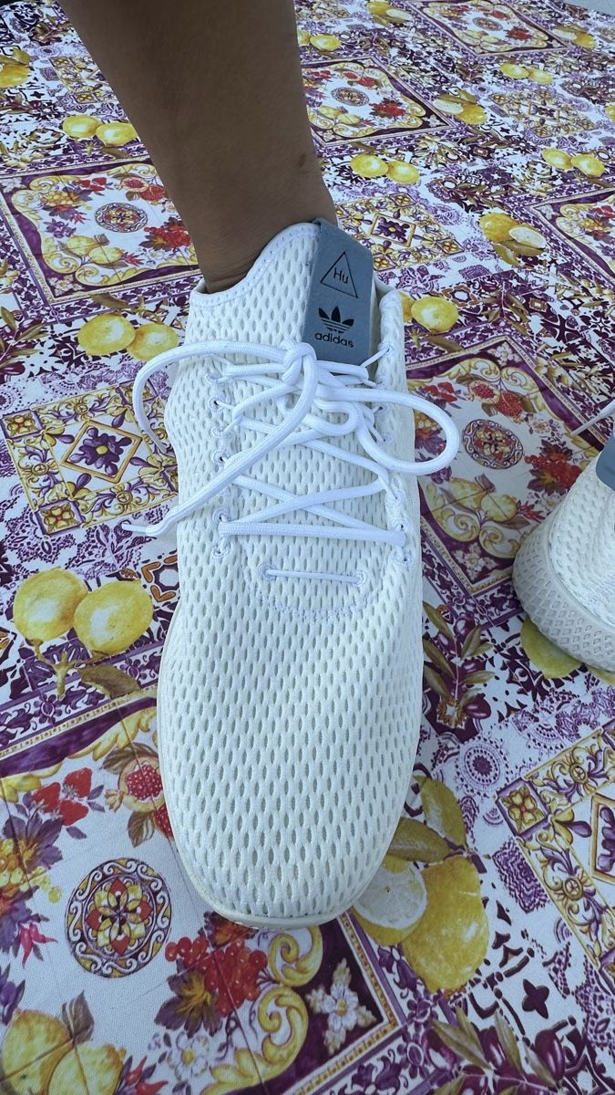 Adidas Chaussures hommes: Adidas NMD Hu Pharrell Williams weiss Grösse 46 – D'occasion à Rheinau par Domenico1987 2