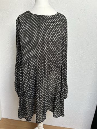Pepe Jeans Kleid, Grösse S, Blumenmuster, Herbst-Look!