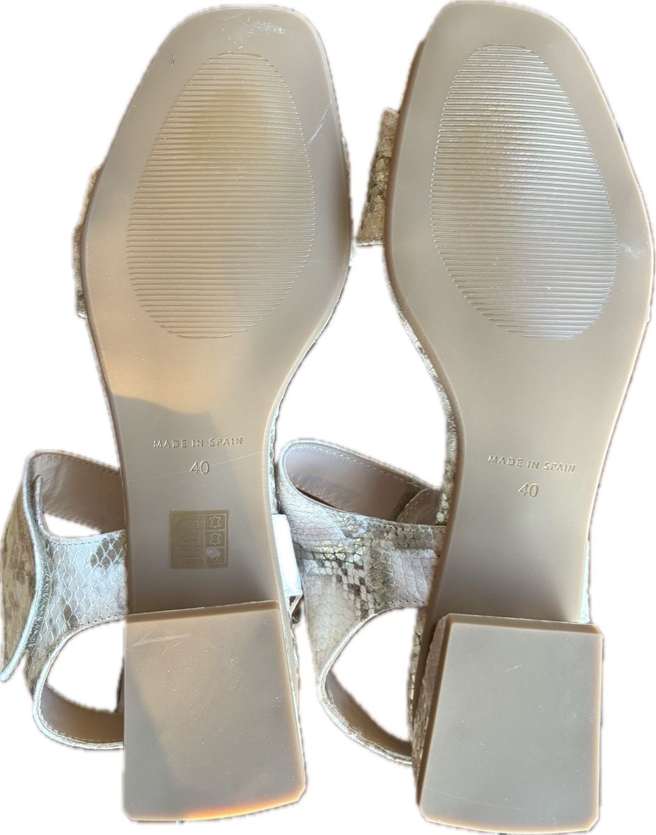 Scarpe da donna: Sandales Marian T40 serpent neuves – Nuovo (secondo la descrizione) da Dotzigen venduto da SecondHandGems 2