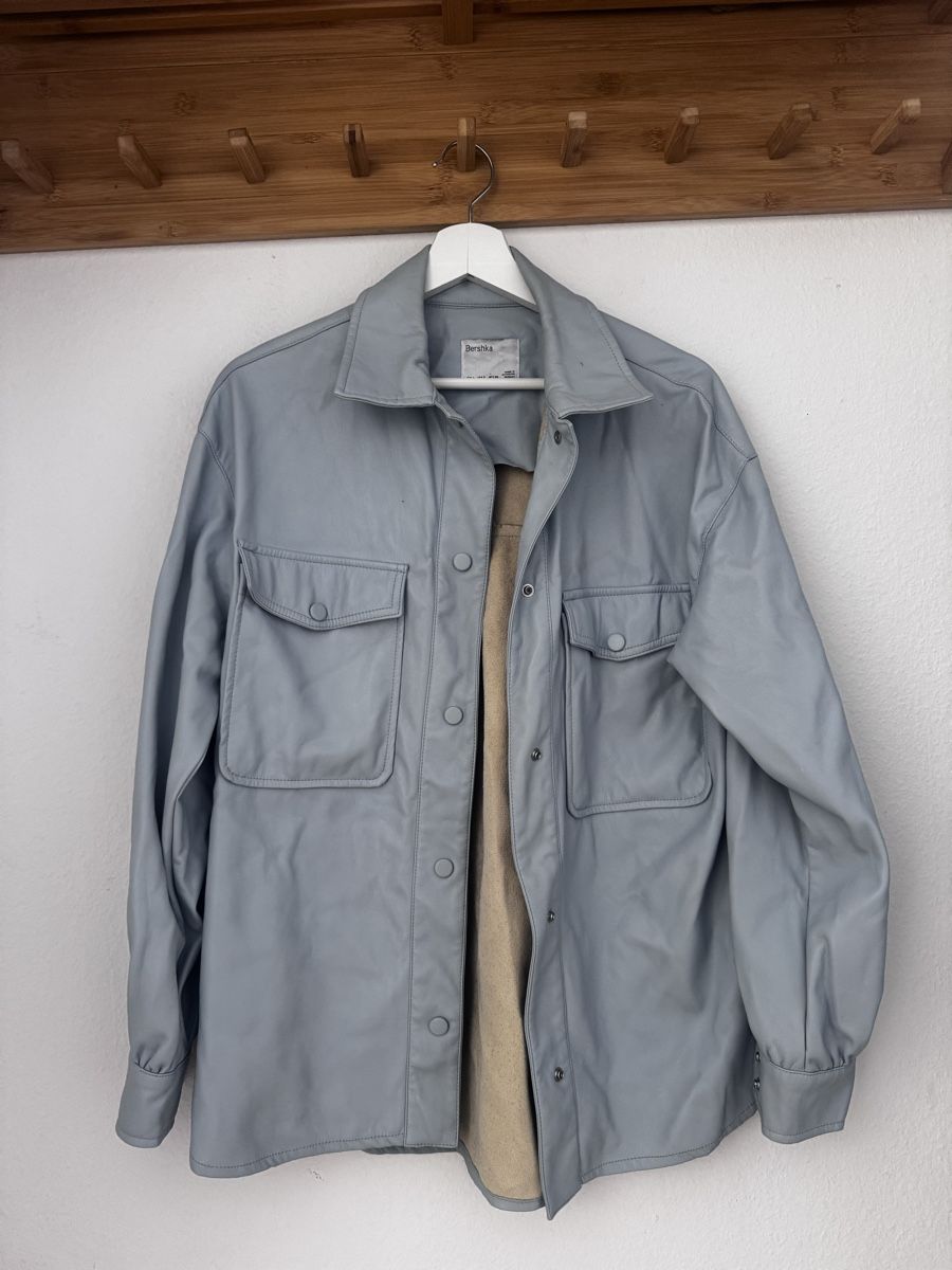 Giacche: Schicke Lederjacke in Hellblau, Grösse S – Usato da Emmenbrücke venduto da j_16