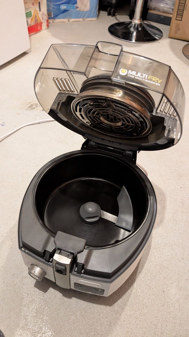 De'Longhi Elettrodomestici da cucina: De'Longhi Airfryer / Multicooker – Usato da Wil SG venduto da onlineinserent 1