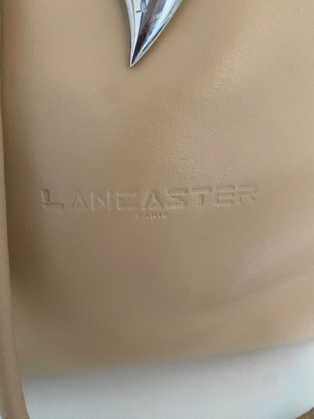 Lancaster Taschen für Damen: Lancaster Damen Leder Handtasche/Rucksack – Gebraucht aus Zürich von ana_7wny 1