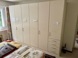 Wandschrank
