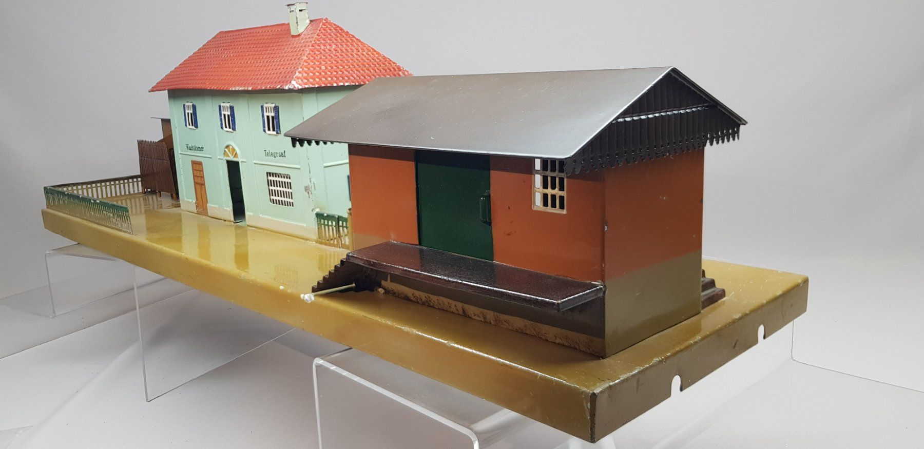Märklin Modellini di ferrovie: schöne Märklin 2003, Bahnhofsanlage – Usato da Ziefen venduto da Lizzy60 5