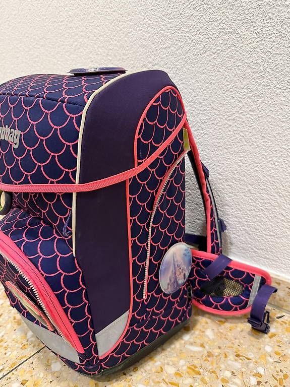 Ergobag Sacs & sacs à dos: Ergobag Schulrucksack Set (Cubo / Schuppenmuster) – D'occasion à Jegenstorf par Be69 3