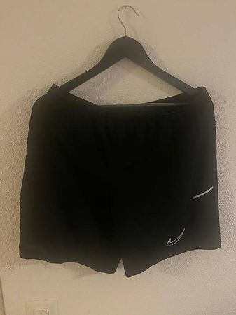 Nike kurze Sporthose