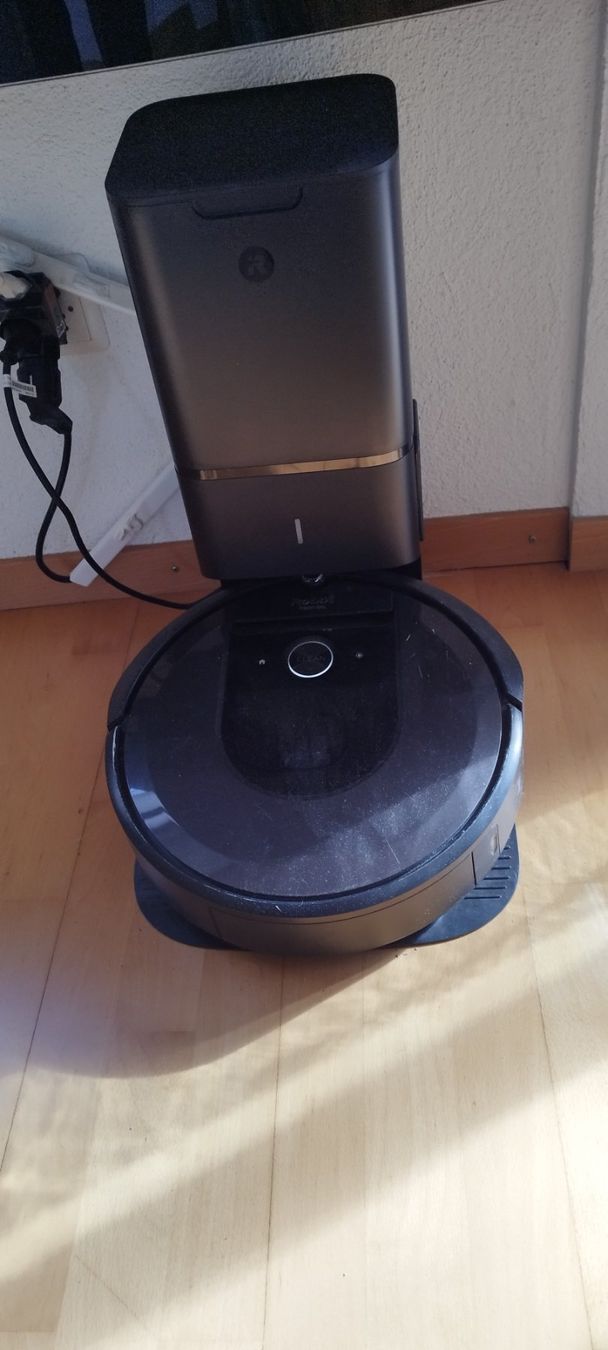 Aspirapolveri & Accessori: Neuwertiger iRobot Saug - und Wischroboter Combo i8+ – Nuovo (secondo la descrizione) da Boningen venduto da Kinderlachen