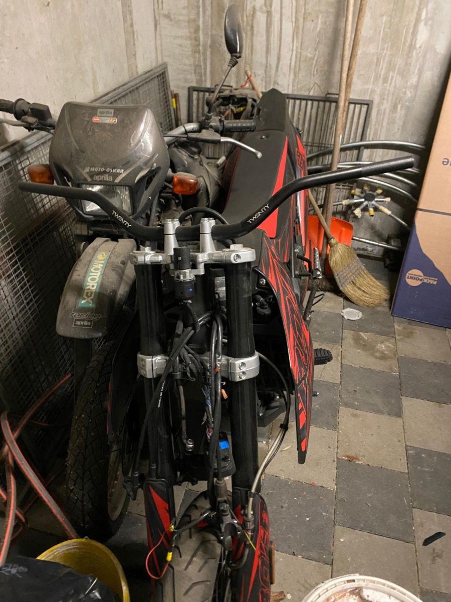 Aprilia Strada: Aprillia Sx 125 – Difettoso da Steg VS venduto da sandi19 3