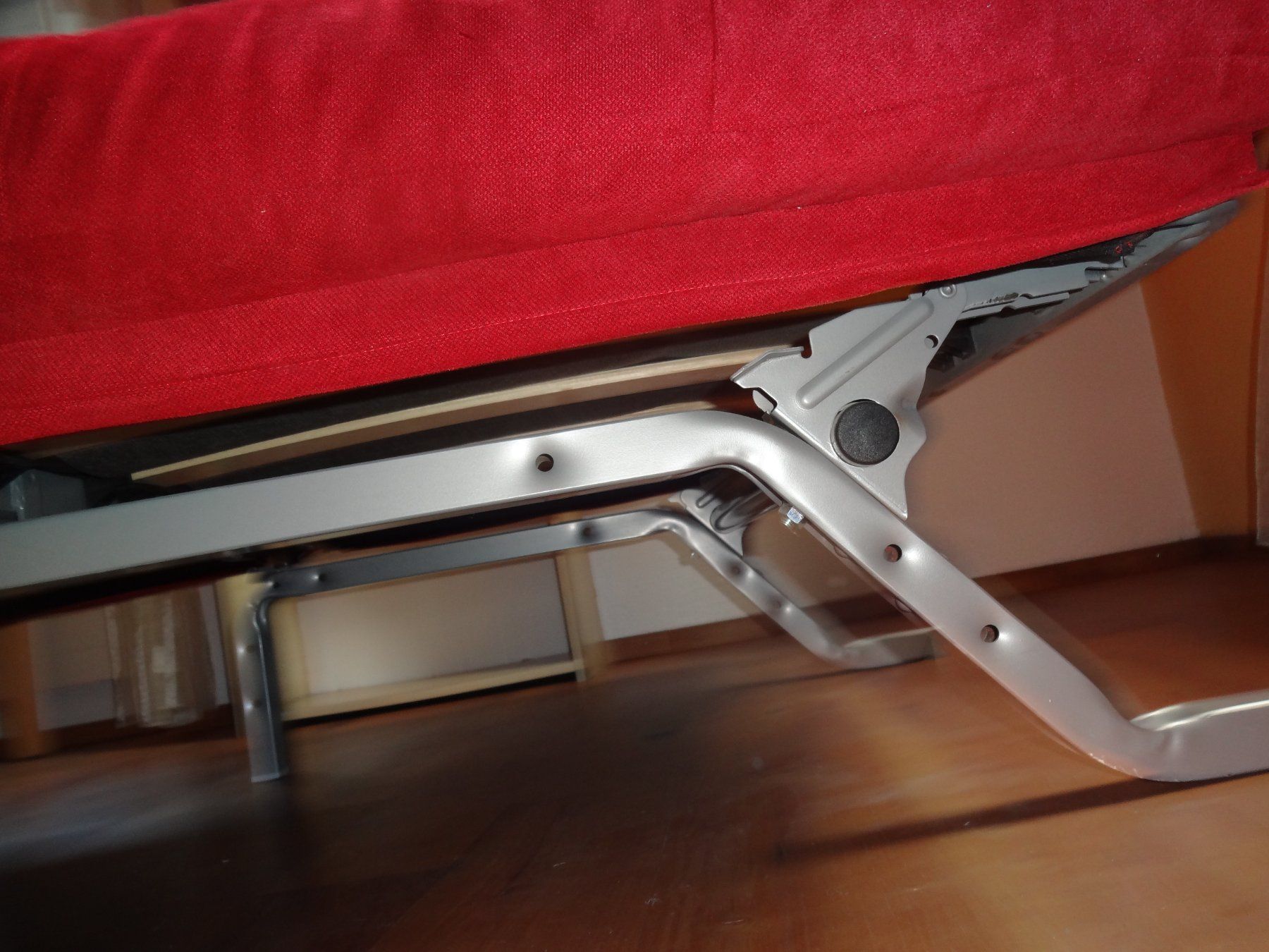 Sofas: Schlafsofa rot Stoff Sitzmoebel gut erhalten – D'occasion à Elsau par Weiher70 7