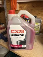 Motul Auto Cool G12 EVO Ultra Kühlmittel Konzentrat 5L