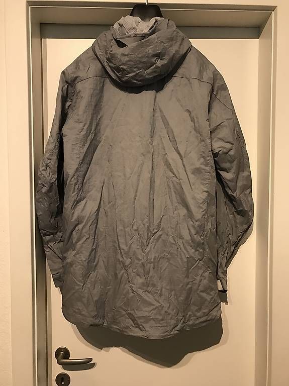 Nike Giacche: Veste NIKE grise M – Usato da Muri b. Bern venduto da Saldayann 1