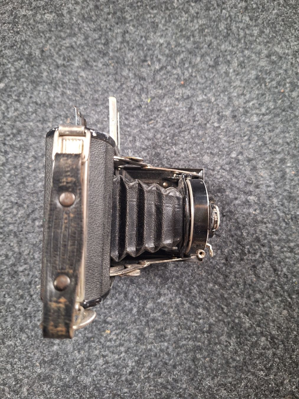 Zeiss Fotocamera: ANTIKER FOTOAPPARAT 1939 – Usato da Niederwangen BE venduto da pfiff02 2