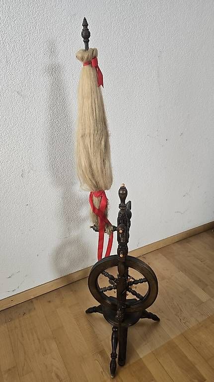 Rouets anciens: Spinnrad – D'occasion à Bürglen TG par urs_tf5d