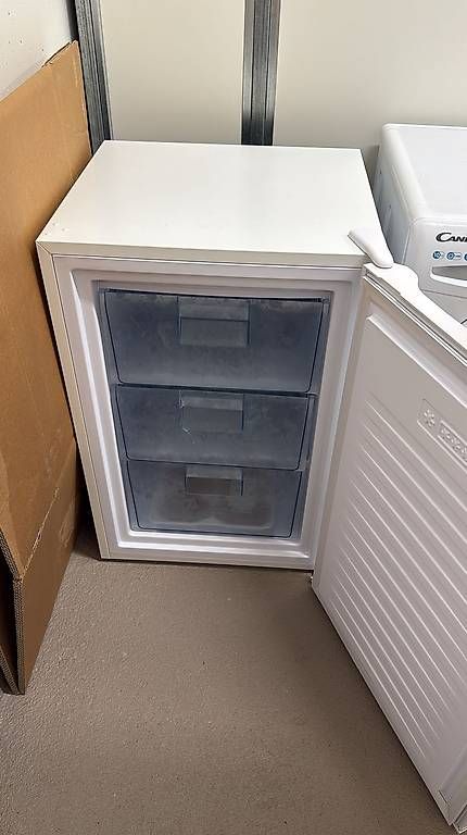 Gefrierschrank: Freezer Frigelux – Gebraucht aus Giubiasco von vio_bj8p 1