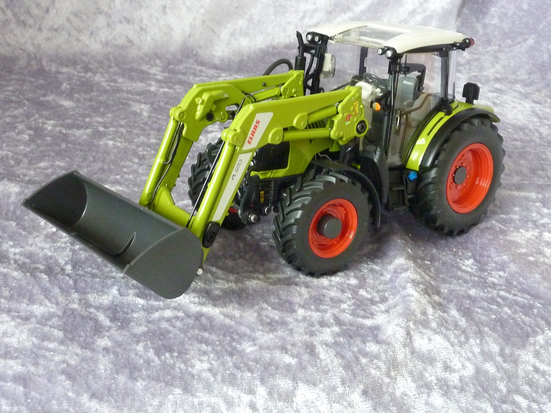 Wiking Kit di modellismo & Modellini statici: Claas Arion 430 mit Frontlader 120  1:32 – Nuovo (secondo la descrizione) da Dürrenäsch venduto da modellautos4you 5