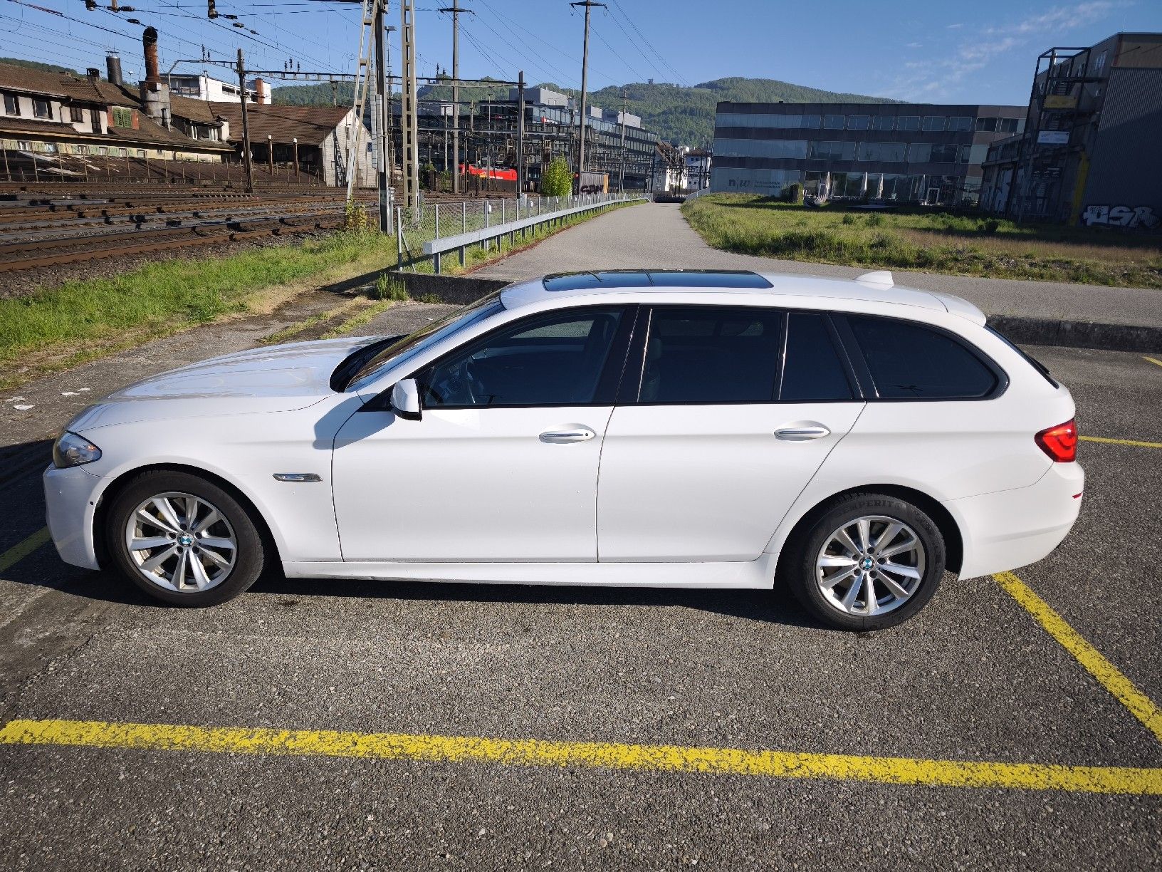 BMW Autos: BMW 535d xDrive Touring – Gebraucht aus Olten von Bomber77 3