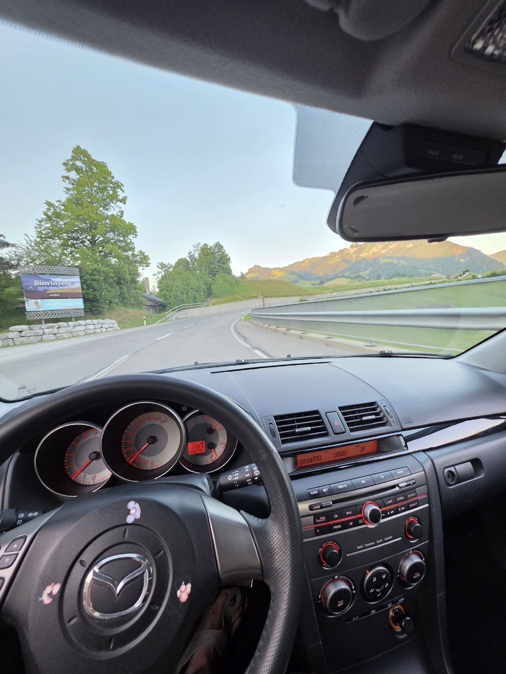 Autos: Mazda 3 160.000 km Ab. 1.- – D'occasion à Charmey (Gruyère) par lal_lzp7 8
