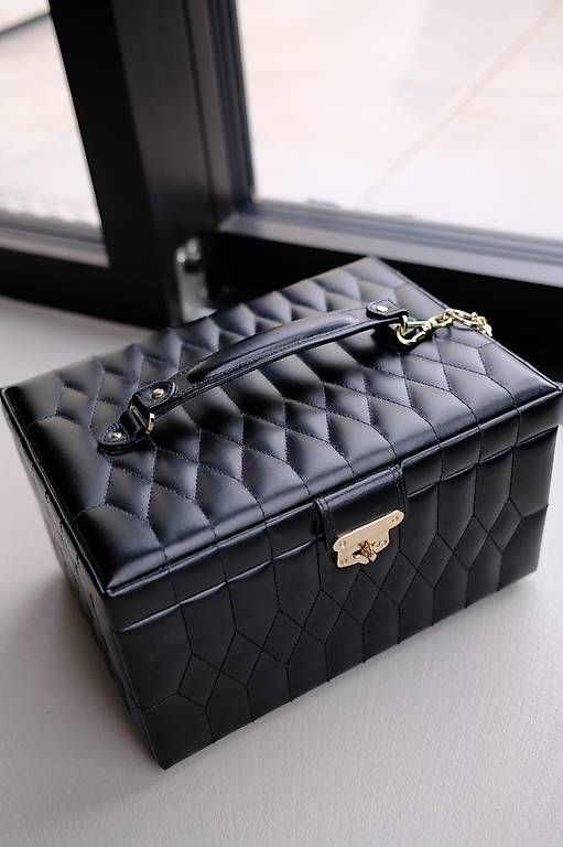 Altri gioielli: WOLF 1834 - Caroline Large Jewelry Case – Nuovo (secondo la descrizione) da Kilchberg ZH venduto da franzihagen