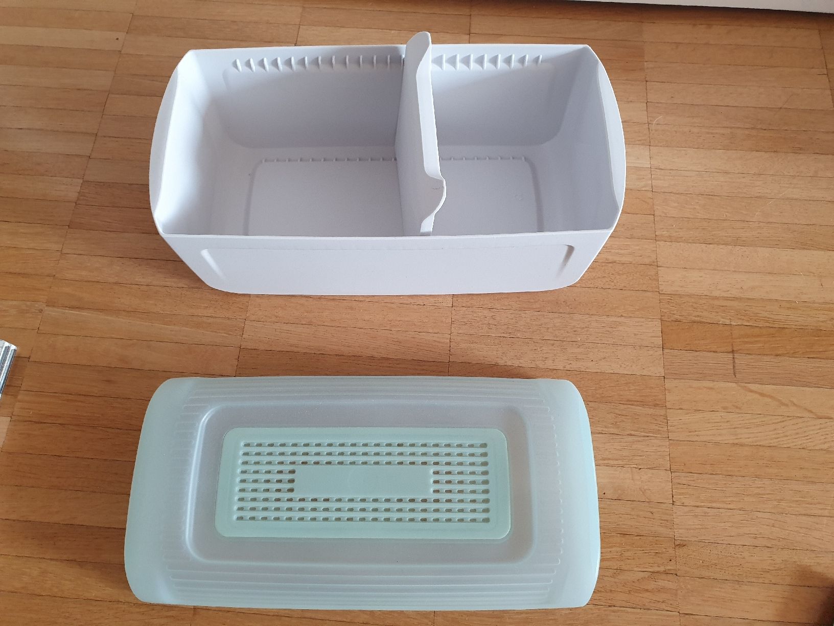 Tupperware Contenitori & Simili: Tupperware Toast/Brot smart – Usato da Laufenburg venduto da megane1959 1