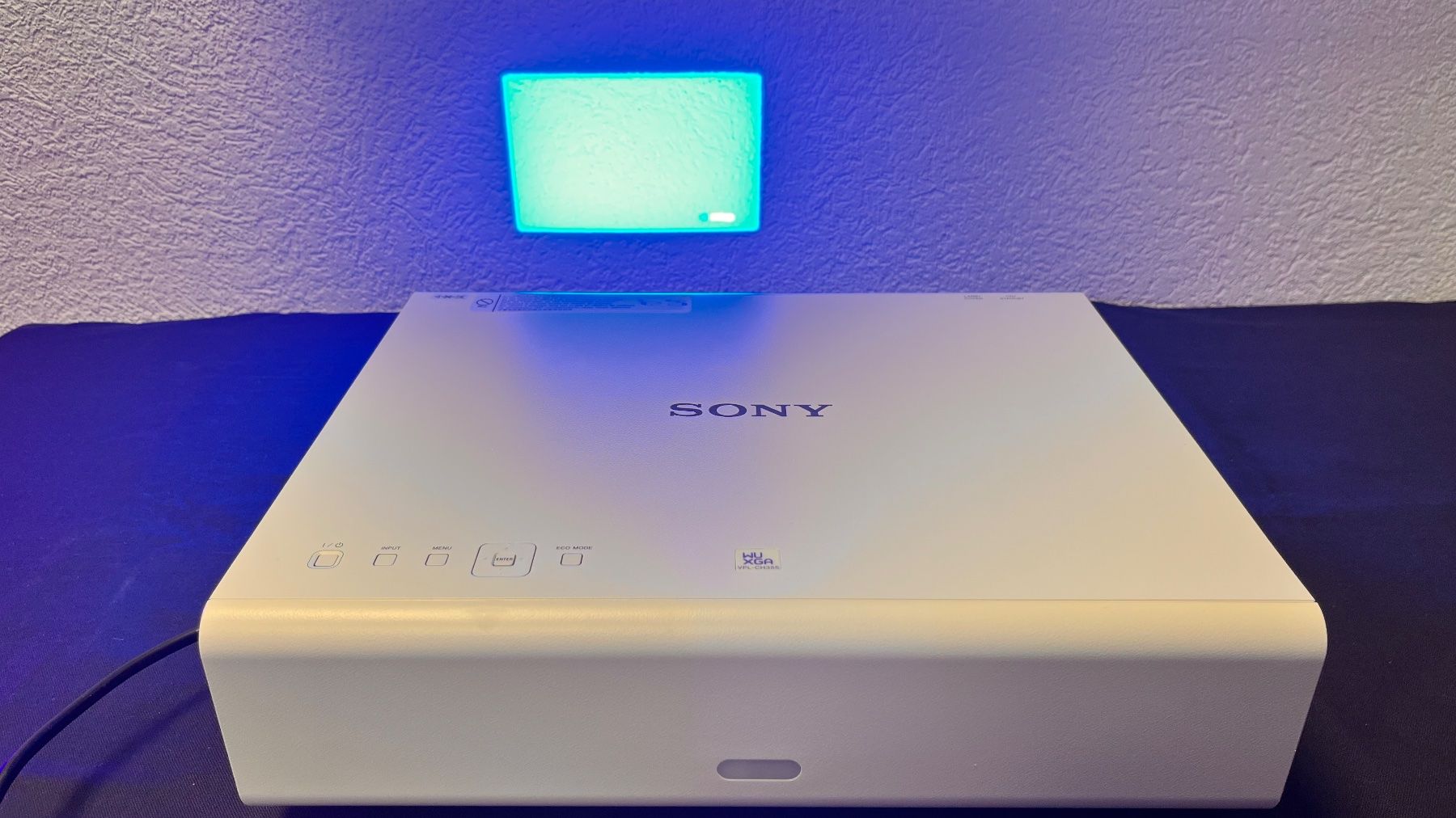 Proiettori: Sony VPL-CH355 – Usato da Bern venduto da NIKA-SYSTEMS 2