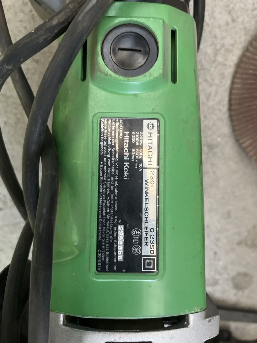 Tutte le macchine: Hitachi Winkelschleifer gross2100 Watt – Usato da horgenberg venduto da Fredi63 3