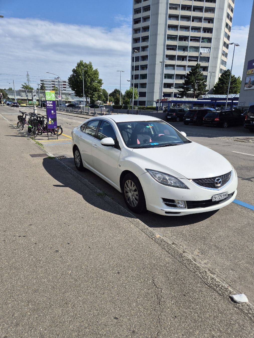 Mazda Autos: Mazda 6 2.0 Limousine  – D'occasion à Zürich par mul_f92w 2