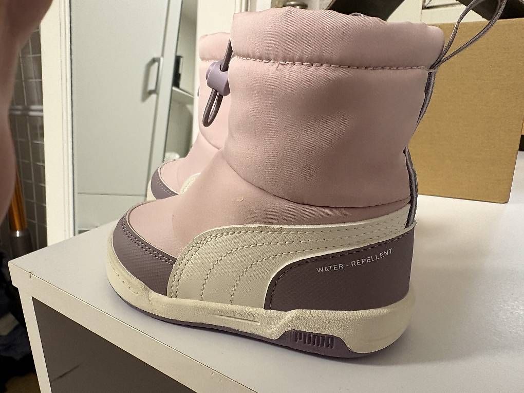 Puma Scarpe per ragazze: Puma Stiefel Gr.21 – Nuovo (secondo la descrizione) da Pfungen venduto da FloretaK 1