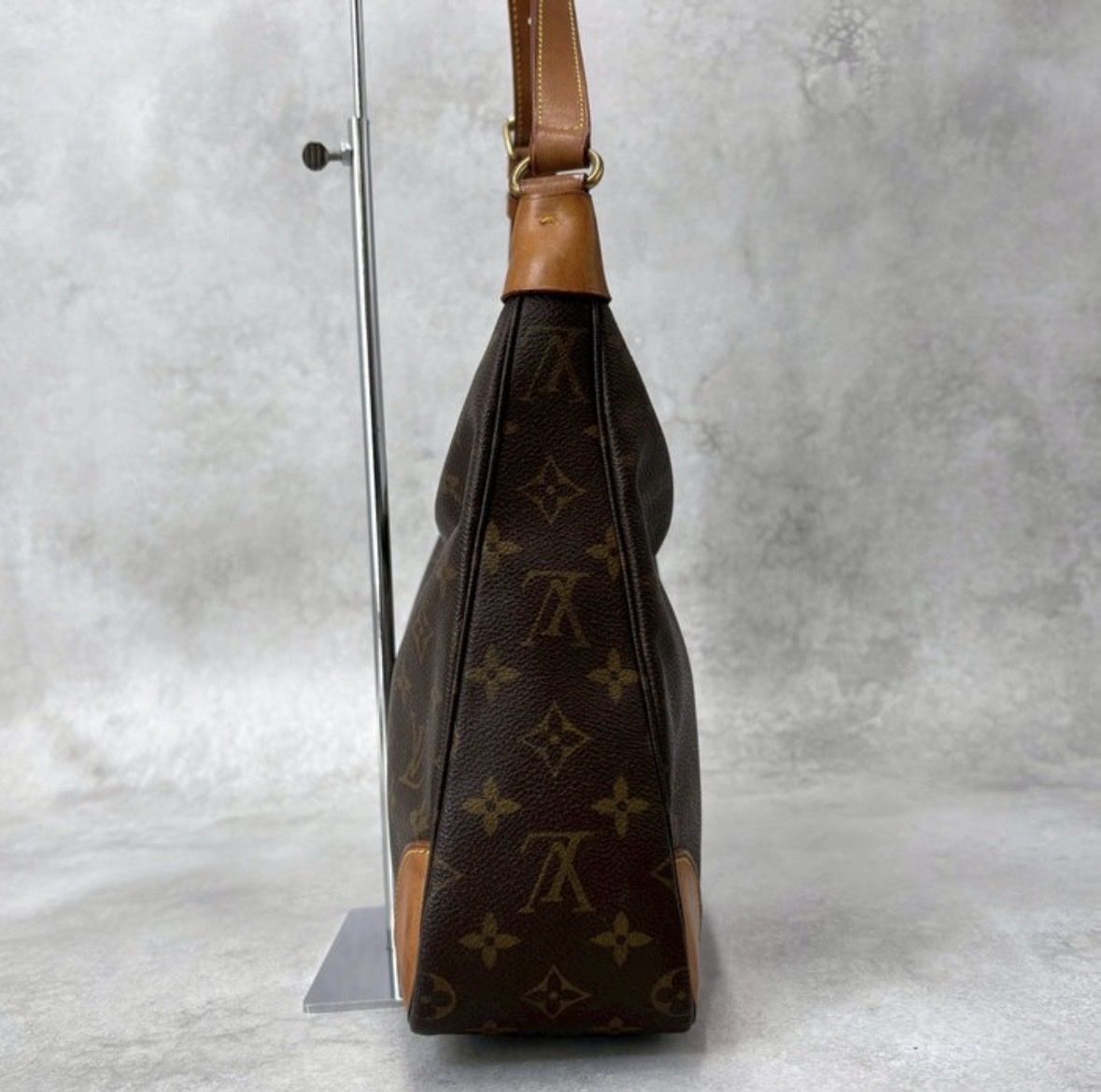 Louis Vuitton Borse da donna: Sac à main Louis Vuitton – Usato da Hauterive NE venduto da bur_8xqg 8
