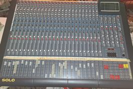 Soundtracs Solo MIDI 48CH 24:8:2 Inline Studio Mischpult
