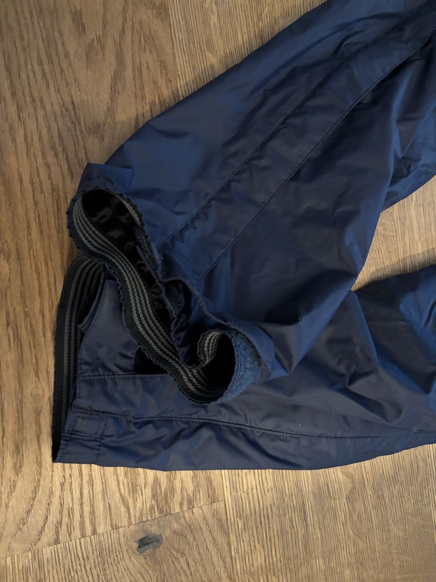 Trevolution Pantaloni: Trevolution Regenhose  – Usato da Würenlos venduto da Ashley24 3