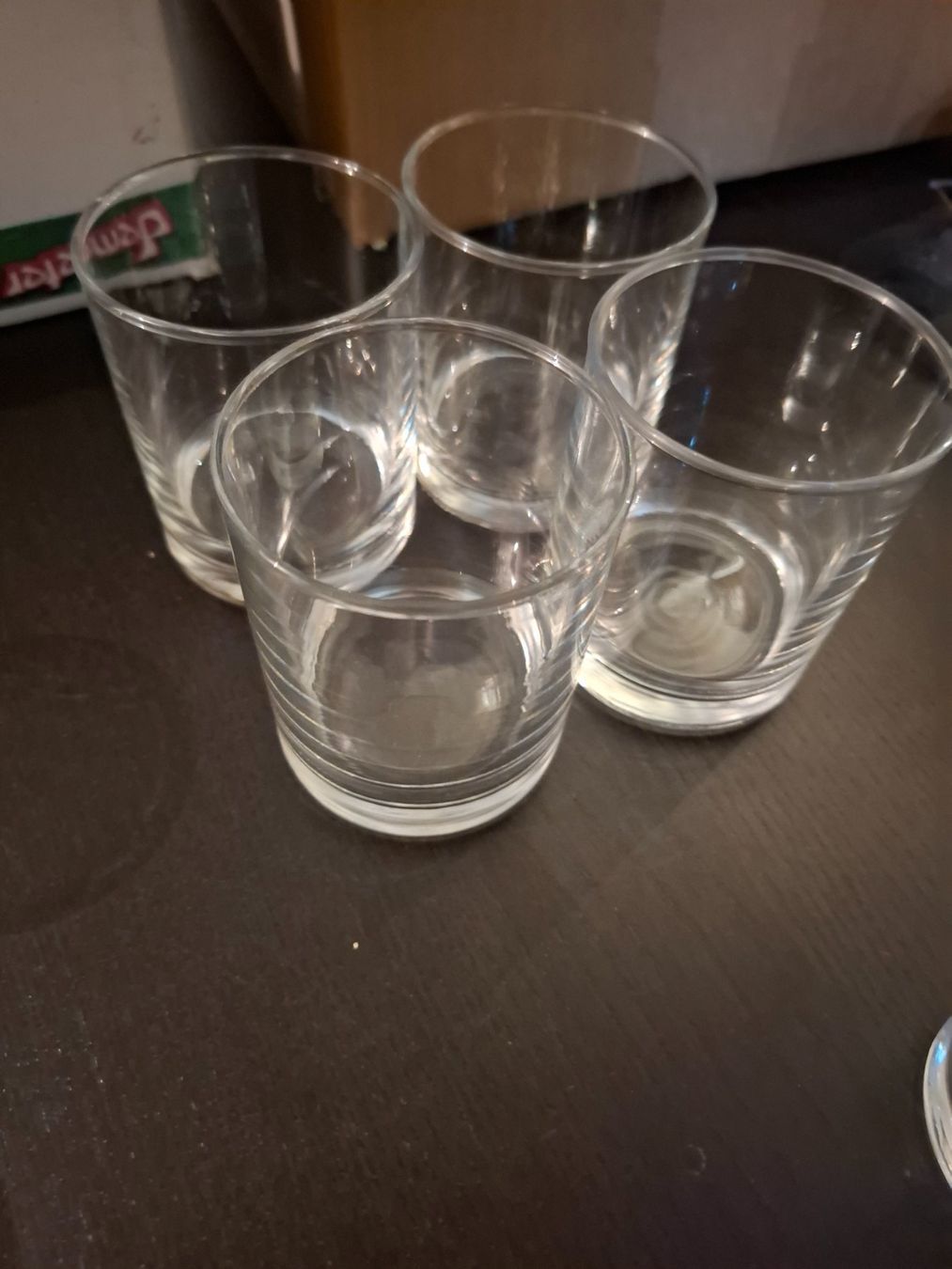 Gläser: 18 Wassergläser, Saftgläser - zeitloses Design! – Gebraucht aus Münchenbuchsee von Twertor 1