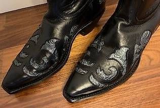 Damenschuhe: Western Stiefel schwarz Gr. 39/40 – Gebraucht aus Balterswil von Bellatrice 1