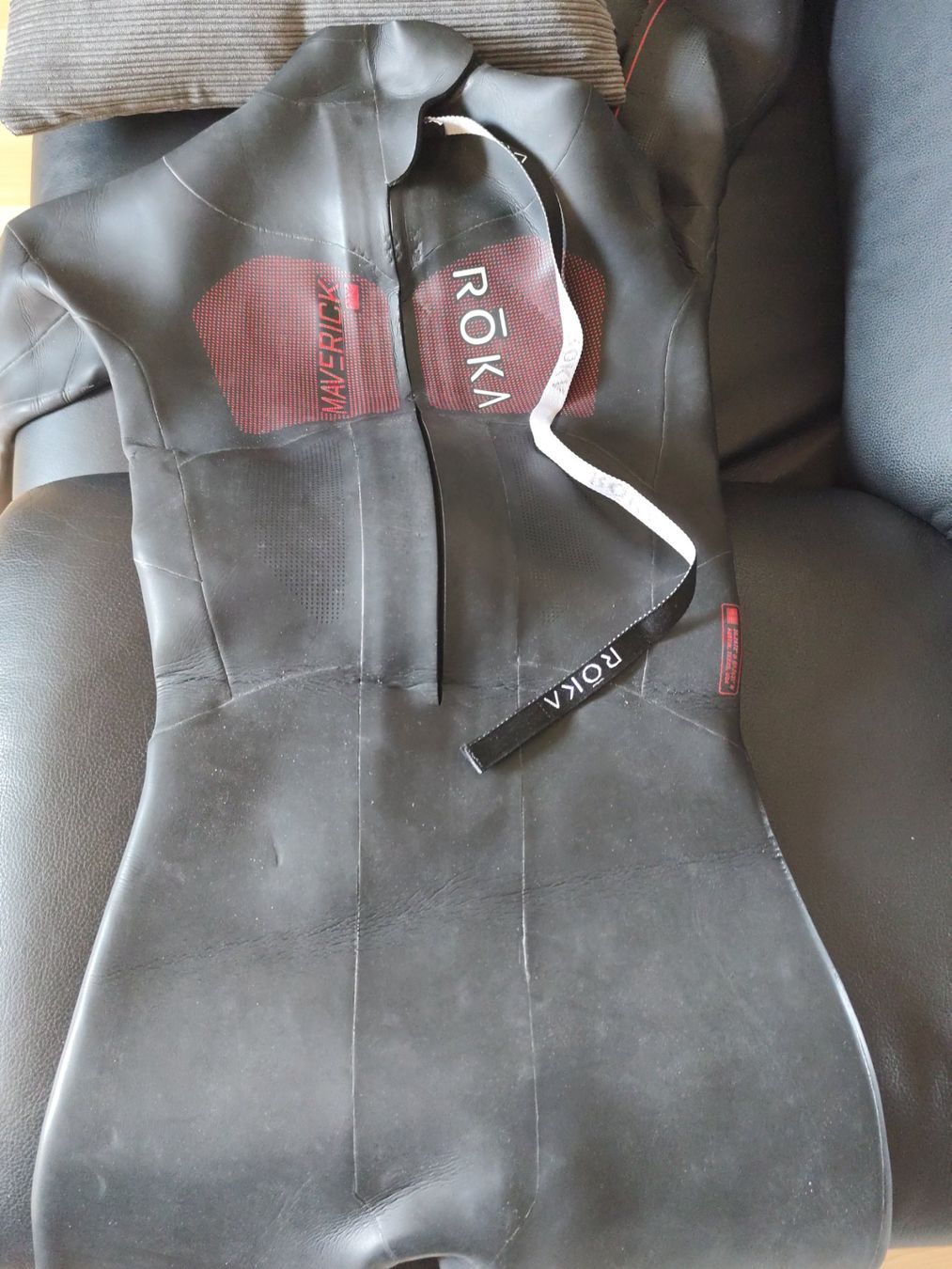 Completi: Mens Maverick MX Wetsuit – Usato da Rüthi (Rheintal) venduto da Sharonky