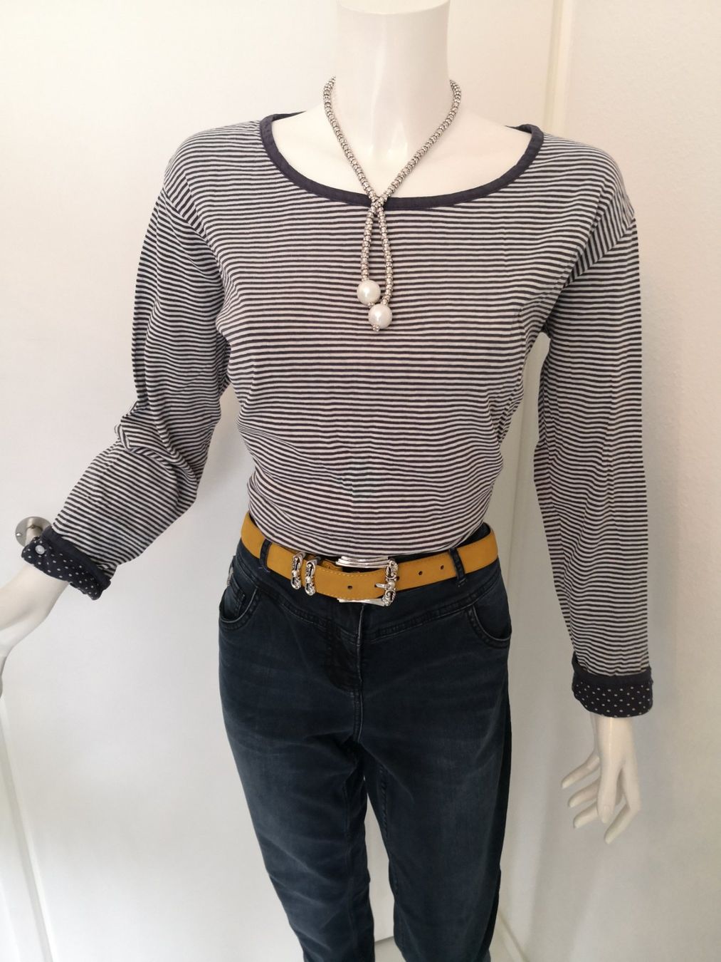 Pullover & Sweatshirts: 🤩MODDISON PULLOVER BLAU-WEISS GESTREIFT – Gebraucht aus Olten von Naja-Twins-Twins 5