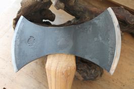 Hultafors Doppelaxt Wetterhall - Hickoryholz